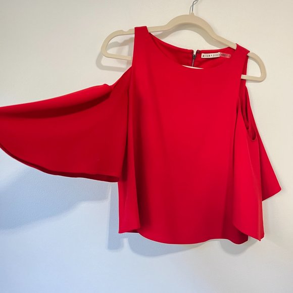 alice + olivia Coralee Blouse, Cold-Shouldered Flutter Sleeve size 2 Deep Ruby - Picture 4 of 8